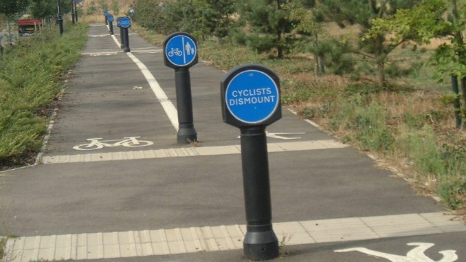 Cycle_route_Ipswich_dismount