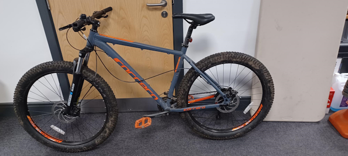 Carrera vendetta mountain bike deals